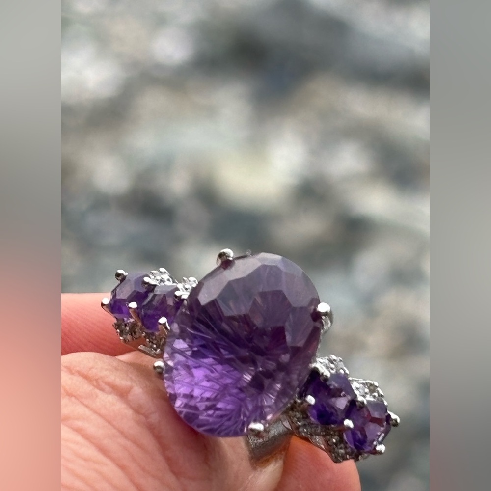 925 Sterling Silver Honeycomb Cut African Amethyst Ring White Zircon Size 10